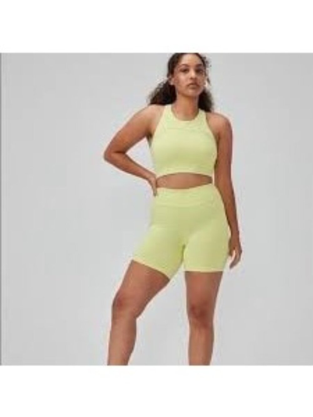 Outdoor Voices Move Free 3.5 inch Short and Move Free Crop Top Gecko Set NWT NEW